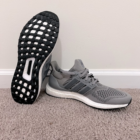 Adidas Ultraboost 5.0 DNA - Picture 4 of 7